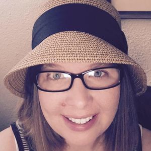 Meet your Posher, Amy